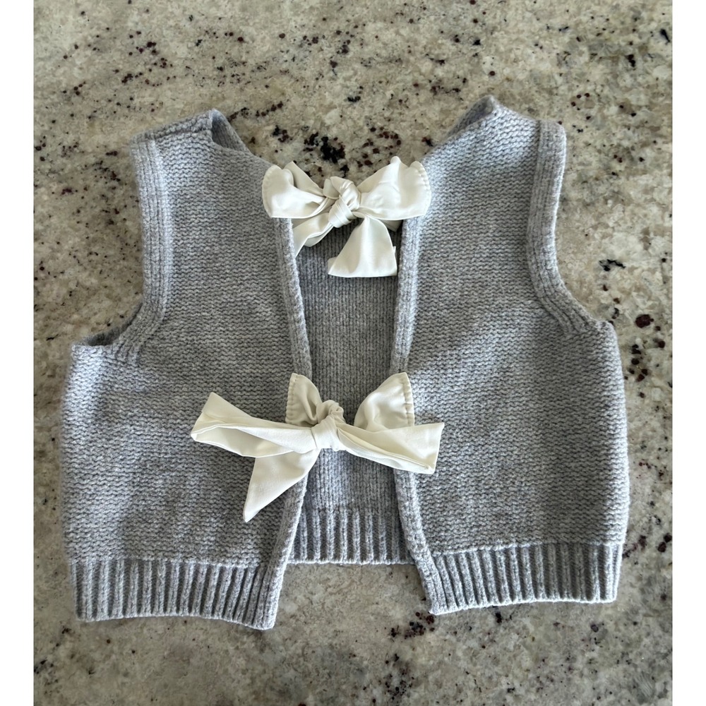 Womens Gray Knit Bow Tie Vest Approx Size S